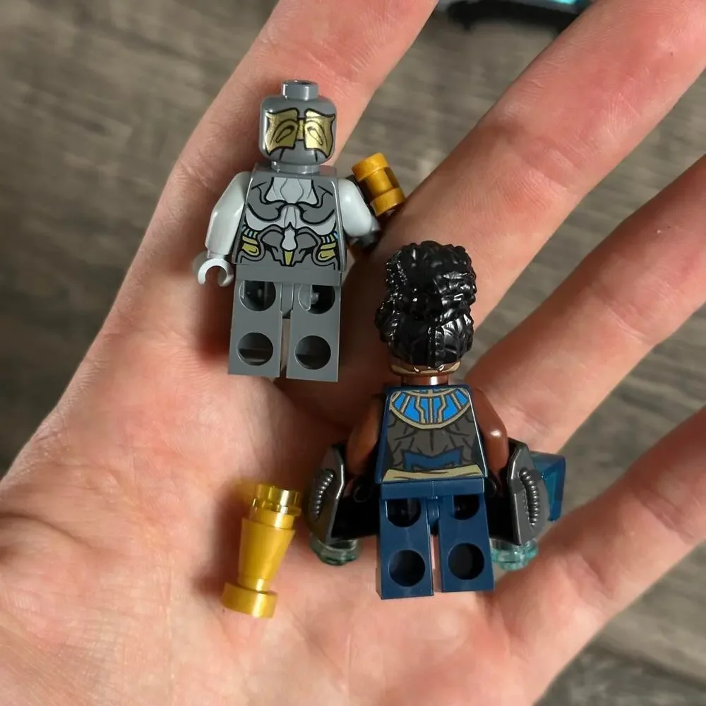 Retired Marvel LEGO Black Panther Dragon Flyer 76186 - Incomplete
